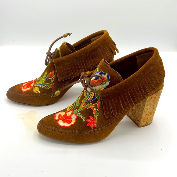 Tory Burch - Picture 2 of 8